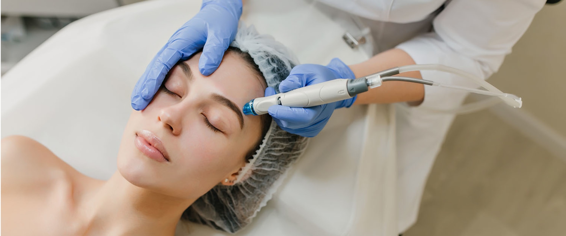 Gentle Exfoliation with Hydrodermabrasion: A Complete Guide to the Benefits and Process